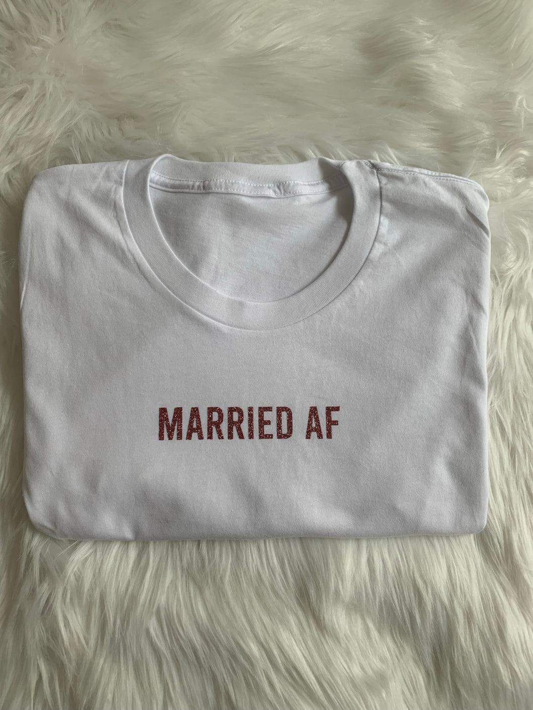Slogan T-Shirt - MARRIED AF